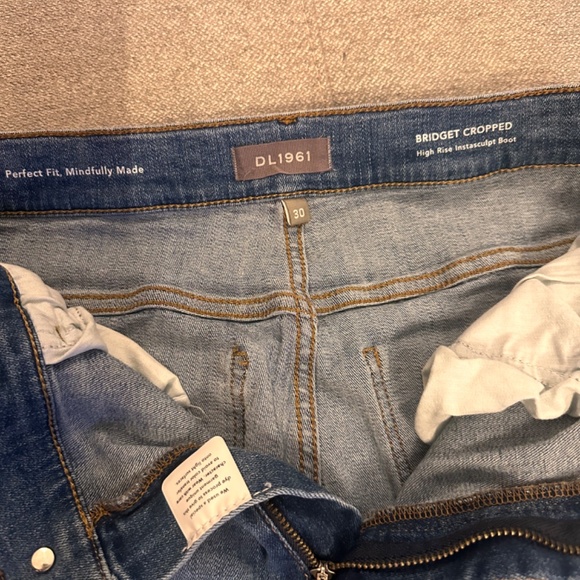 DL1961 Bridget Cropped Bootcut Jeans- Light Indigo- SIZE 30 - Picture 3 of 5